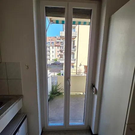 Large Flats, Center - Sch *
