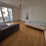 Large Flats, Center - Sch Zurich