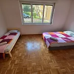 Large Flats, Center - Sch