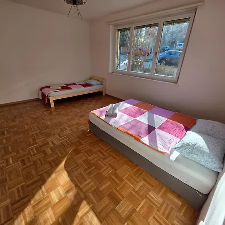 Large Flats, Center - Sch Apartmán