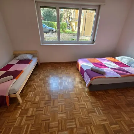 Large Flats, Center - Sch