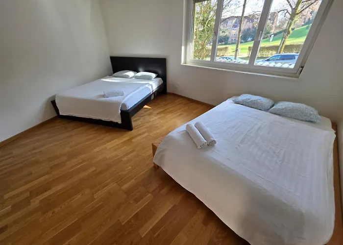 Large Flats, Center - Sch Apartman