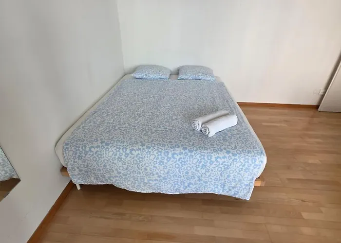 Large Flats, Center - Sch