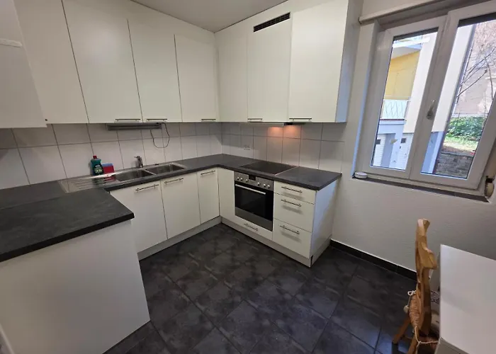 Large Flats, Center - Sch *