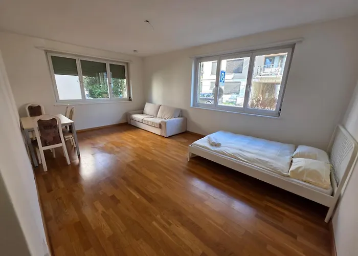 Large Flats, Center - Sch Apartman