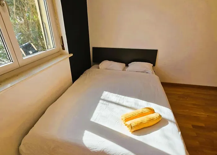 Large Flats, Center - Sch *