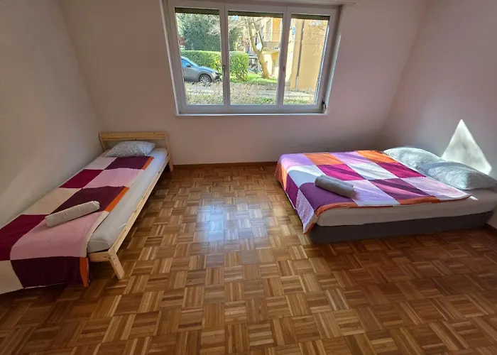 Large Flats, Center - Sch