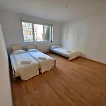 Large Flats, Center - Sch * Zürich