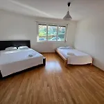 Large Flats, Center - Sch Apartman *
