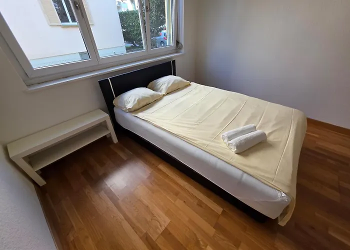 Apartment Large Flats, Center - Sch Zürich