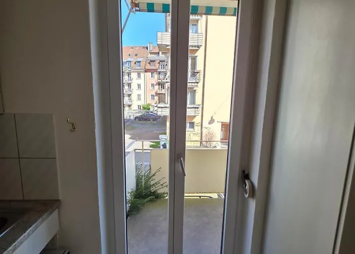 Large Flats, Center - Sch *